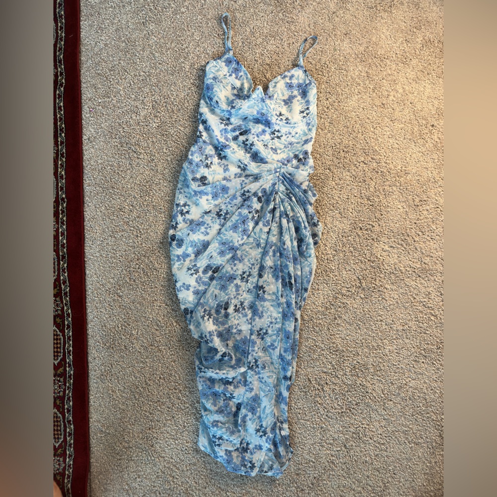 Pretty little thing blue dress